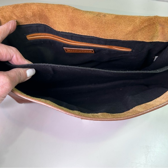 Zara Woman Genuine Leather Tan Crossbody Flap Bag Toggle Closure Boho Chic - Picture 7 of 11